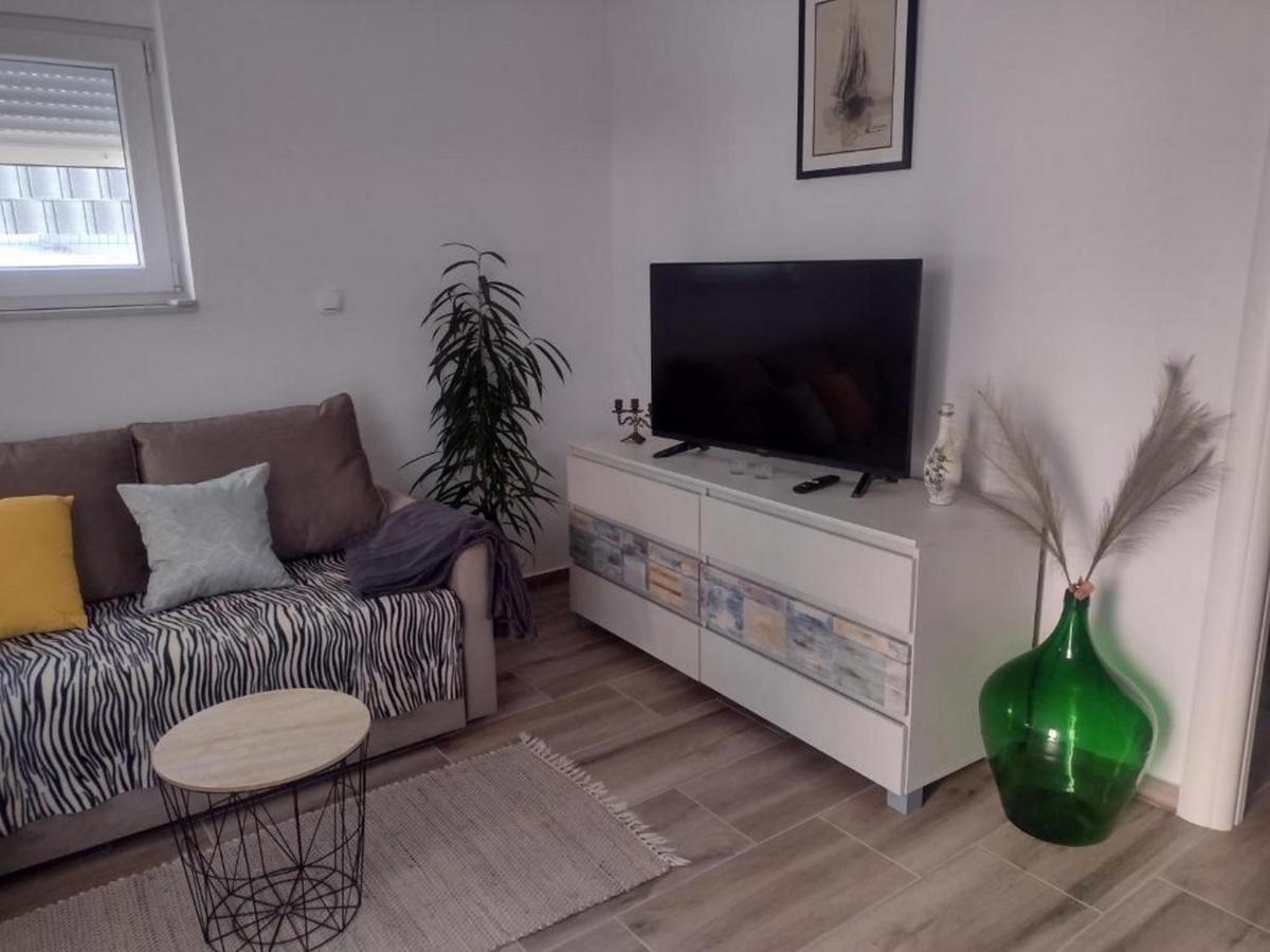 זאדאר Apartments Franica מראה חיצוני תמונה